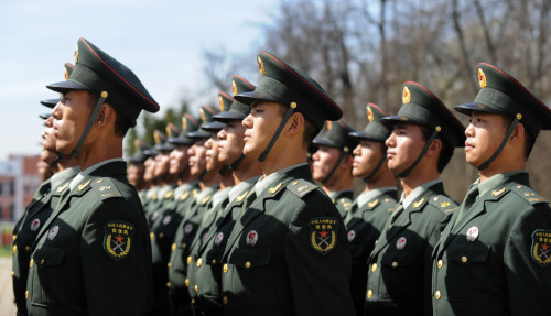 有关新一代〞四有革命军人〞的演讲槁-谁能帮