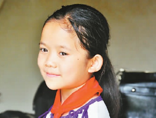 微笑<em>妹妹</em> 11岁挑起全家重担 想象的鱼肉味道很