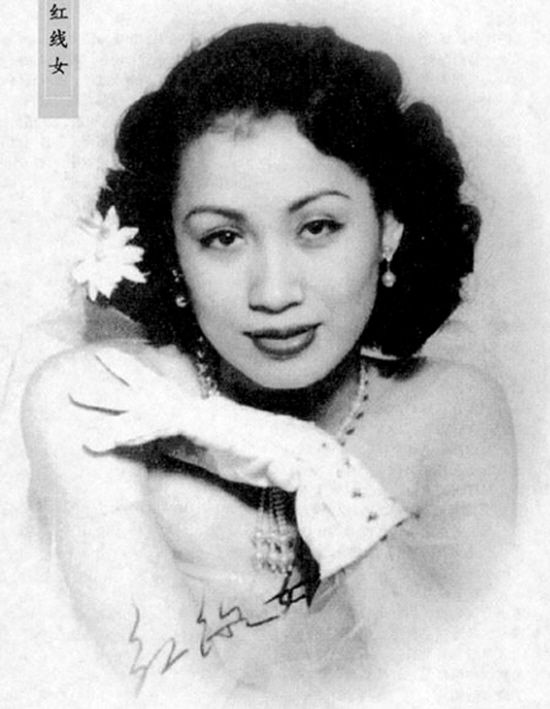 羊城晚报:著名粤剧大师红线女的名伶戏剧人生