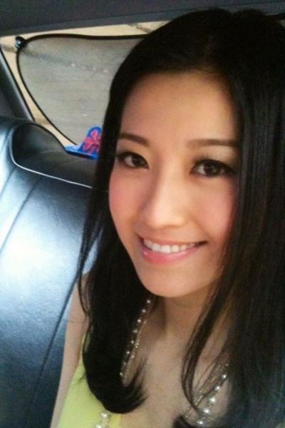 山公园上演情色交易 猛女闹市区强奸过路男(组