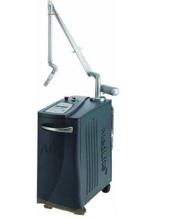 对付夏季晒斑,紫馨韩国尖端激光仪器让你拥有