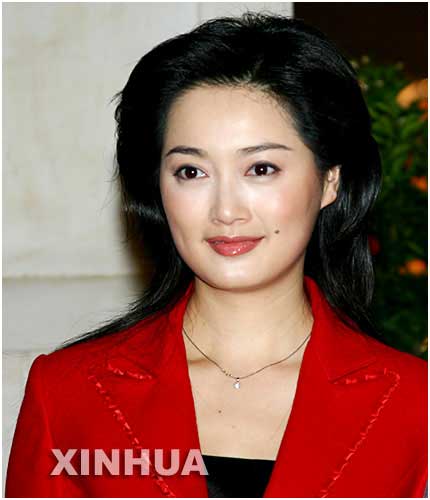 两会美丽<em>的女记者</em>:南方新闻网<em>中国</em>新闻