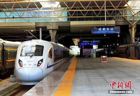 上半年中国铁路发送旅客14.78亿人次 同比增9.9%