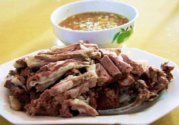 5,内蒙古代表菜:手扒羊肉