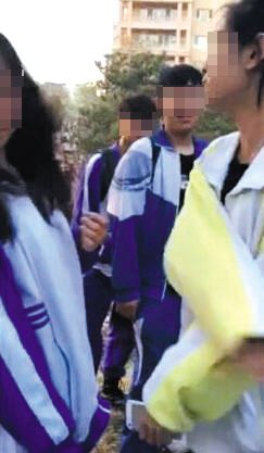 青少年暴力多发:105<em>中学女生</em>被打 湖北红安00