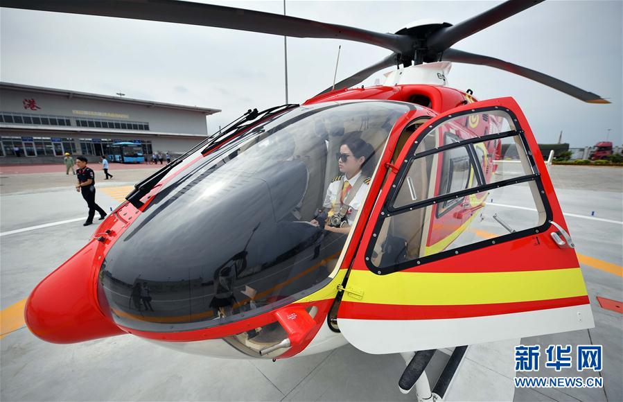 从湛江海安港去海口新海港可以坐直升飞机!仅