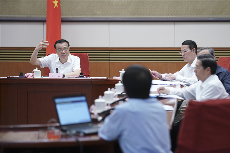 总理请来四位院士，国务院第一会议室成了“科学讲堂”