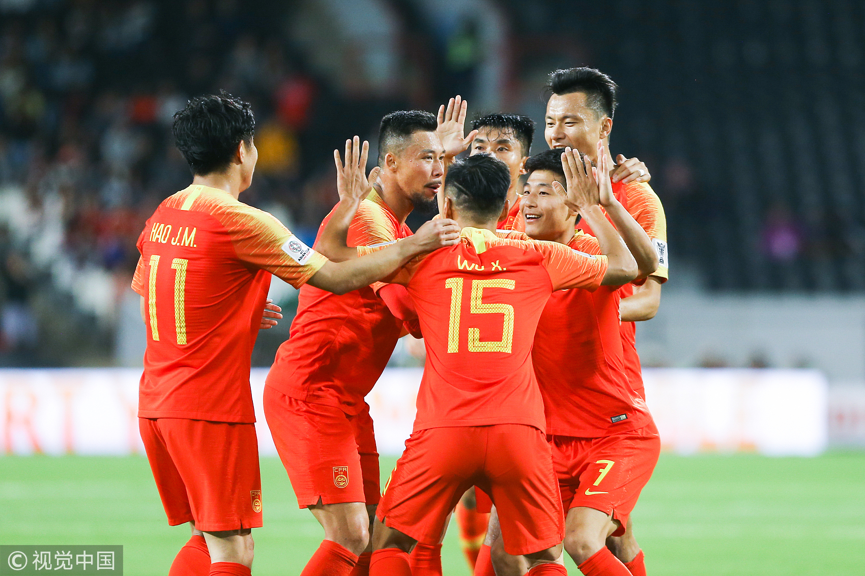 武磊梅开二度,国足3-0大胜菲律宾,挺进亚洲杯1