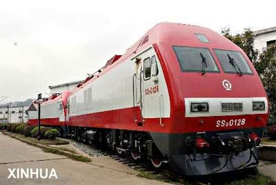 新韶山电力机车担当第5次铁路提速重任