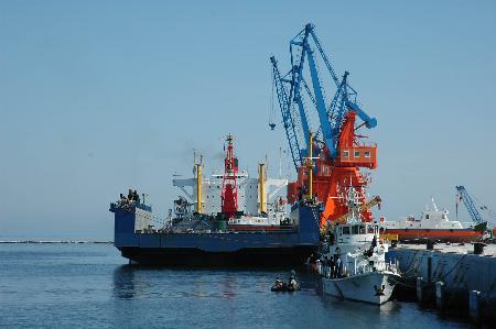 中国在阿拉伯海沿岸修港口实现俄罗斯过去梦想