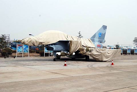 歼-10的一架试飞样机已进驻北京小汤山航空博物馆,整修后将对公众