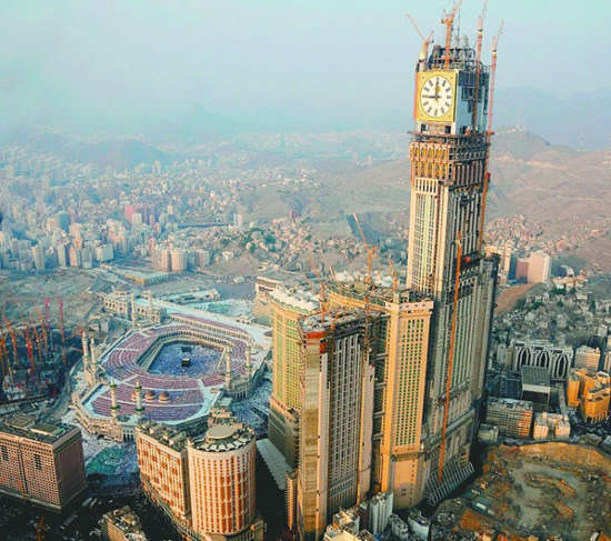 632米!国第一高楼完工(图)电梯速度每秒18米!