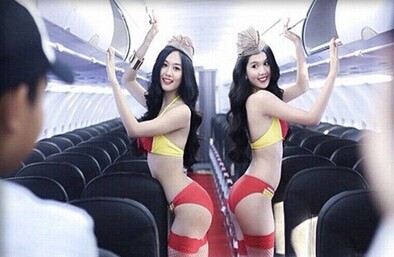 台球<em>美女</em>裁判因美胸走红:盘点各种职业巨乳美