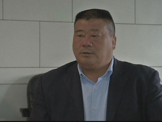 云南强迫初中<em>女生</em>卖淫大姐大<em>性感照</em>!网友戏