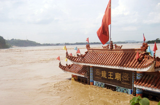 刑警中队长派出所大喊警察打人了 大水冲了龙