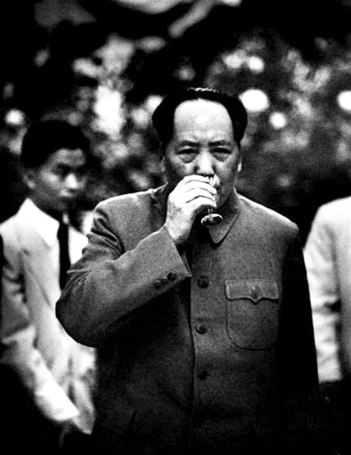 老照片纪录1957年北京:人体模特写生风格受苏