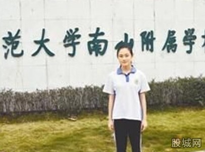 15岁女学霸直升大学 天才的大脑女神的面孔▏