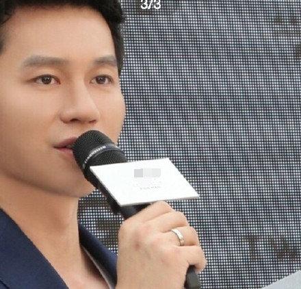 晨秘密领证?范冰冰否认与异性有染扒晨<em>冰恋</em>证