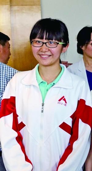 人大附中普通班跑出黑马 摘得北京理科状元▏