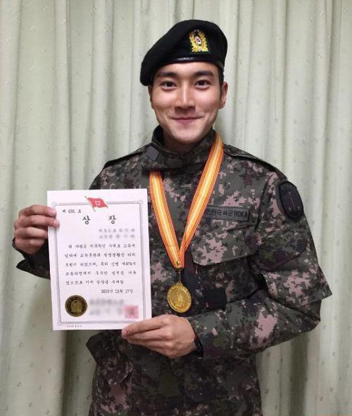 刘雯默认恋情坐实石榴夫妇 与崔始源情书曝光