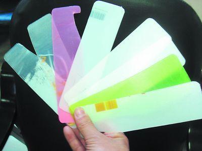  卡片开锁入室盗窃 (组图)专找房屋未反锁的住户