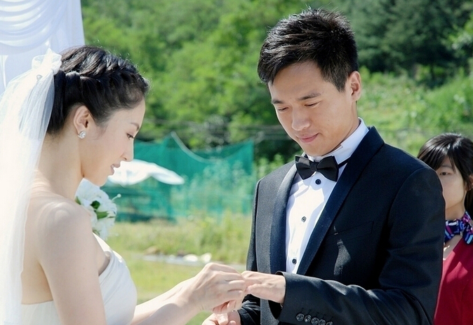 董璇承认怀孕 高云翔爱子心切:待你来,看世界!