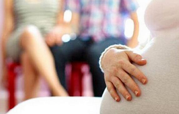  夫妇赴日找代孕  有日本黑帮协助收费高达近百