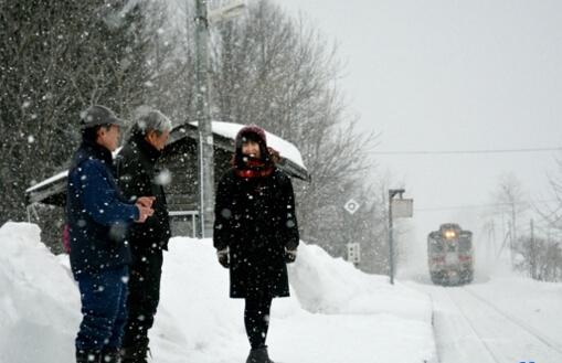  日本一人车站关闭 (图) 运营三年却只为一个女生