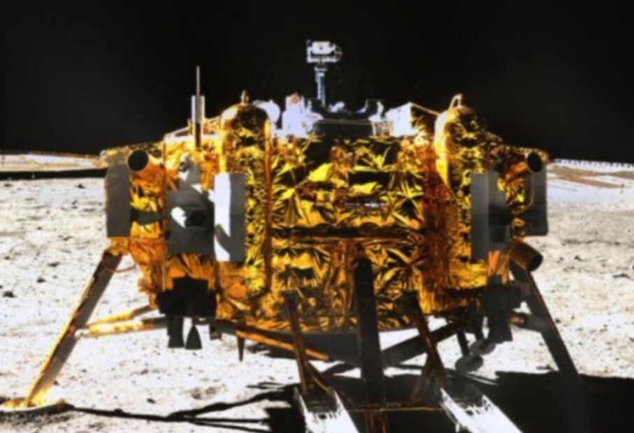 嫦娥三号拍出迄今最清晰月面照片
