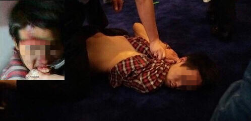  刘亦菲遭粉丝推倒 (组图)扑倒刘亦菲的疯狂男粉