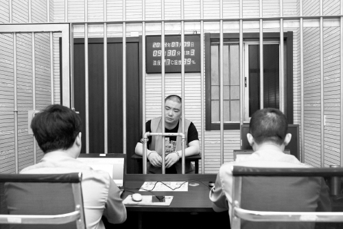 征途2最牛RMB玩家被捕 贪污700万充值游戏（图）