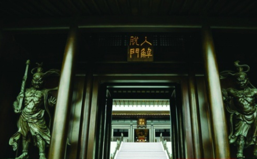 李嘉诚15亿建寺庙 1\/3的个人财产捐作公益慈善