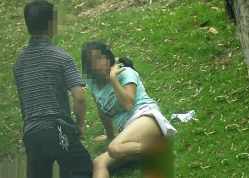  男子路边诱骗少女  以不收车费为由拉到偏僻处