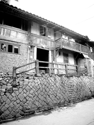 制造冰毒二十吨 探寻世纪大毒枭刘招华的生死