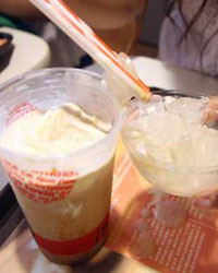 据称送检<em>内裤上精斑</em>系高父所有 高莺莺父母被