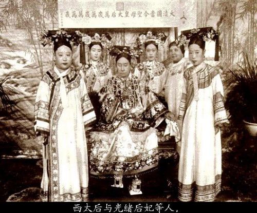南方网:紫禁城后宫选美 br 清朝皇后及嫔妃像