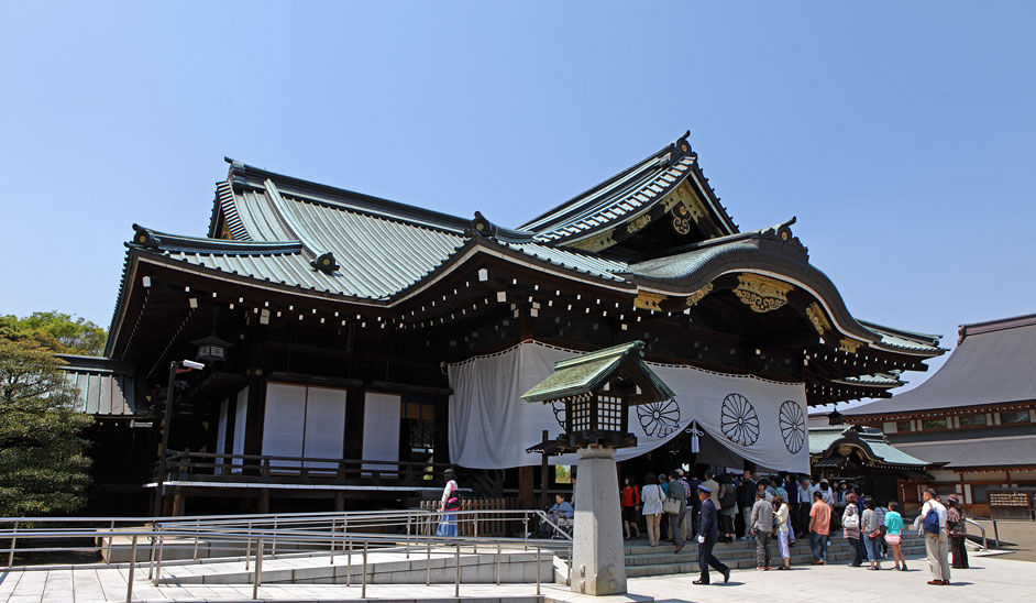 小泉就靖国神社问题表态:总有一天中国会羞愧