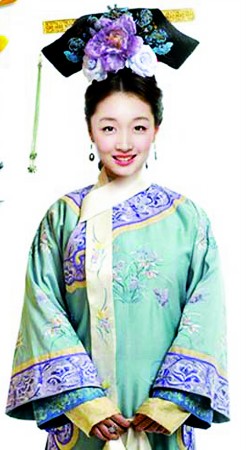 周冬雨张子枫共饰一角