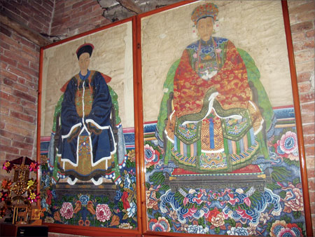 悬挂清户部尚书女儿画像 收藏者称是其奶奶 广