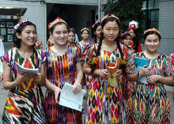 新疆学生在广州