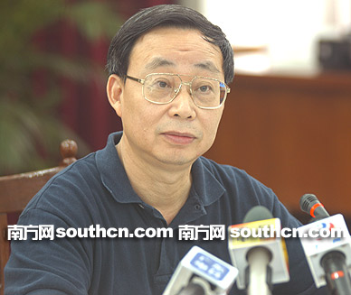 广州市市委书记是谁 200309291111_324239.jpg