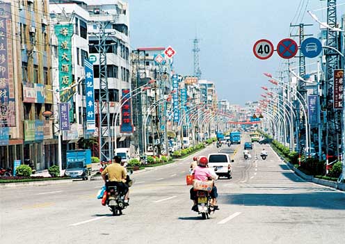 今日的博罗县石湾镇南路.