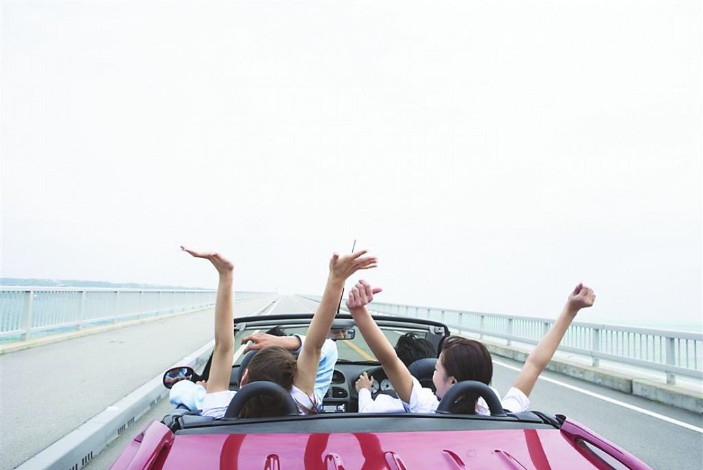 当史上最严交规遇到高速免费通行 茂名新闻