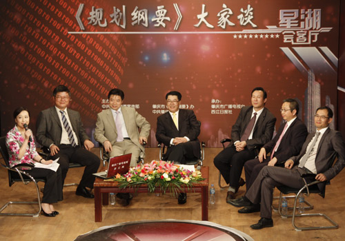 世界各国gdp排名_肇庆人均gdp(3)