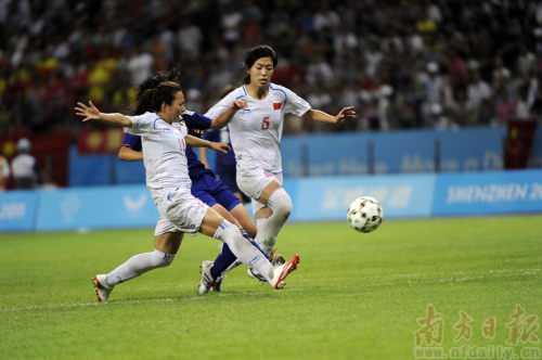 大运会女足决赛2:1逆转战胜日本 广东滚动 南方