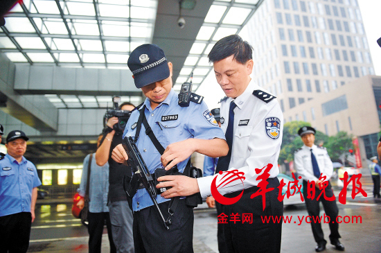 警方公布广州火车站砍人事件处置细节