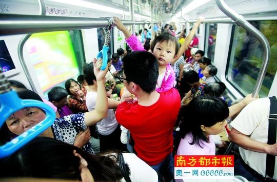 东莞地铁2号线开通在即 高峰时段8分钟一班 
