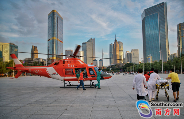 从天而降!直升机千里急救危重产妇