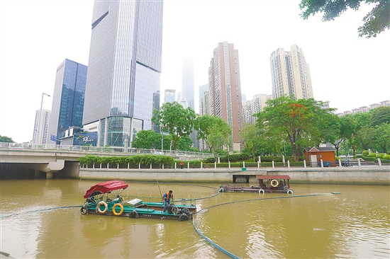 【社会治理】广州探索治水新路径：一年“洗河”千余条“洗”出4万余吨垃圾