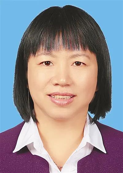 李兰：孤残儿童的“院长妈妈” 坚守25年不离不弃 | 第八届全国道德模范广东省候选人